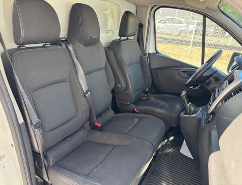 Trafic FOURGON L1H1 1000 KG DCI 95 E6 GRAND CONFORT // ENTRETIEN CO 2019 occasion 34430 Saint-Jean-de-V&eacute;das