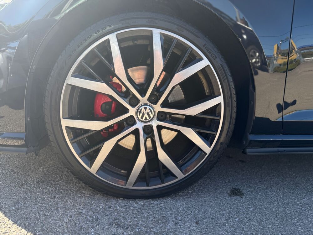 Golf 2.0 TSI 230CH GTI PERFORMANCE DSG - FULL ENTRETIEN 2017 occasion 13700 Marignane