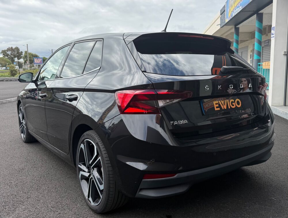 Fabia IV 1.5 TSI 150 BLACK EDITION DSG7 + CAMERA + CARPLAY + 1&Egrave;RE 2022 occasion 97410 Saint-Pierre