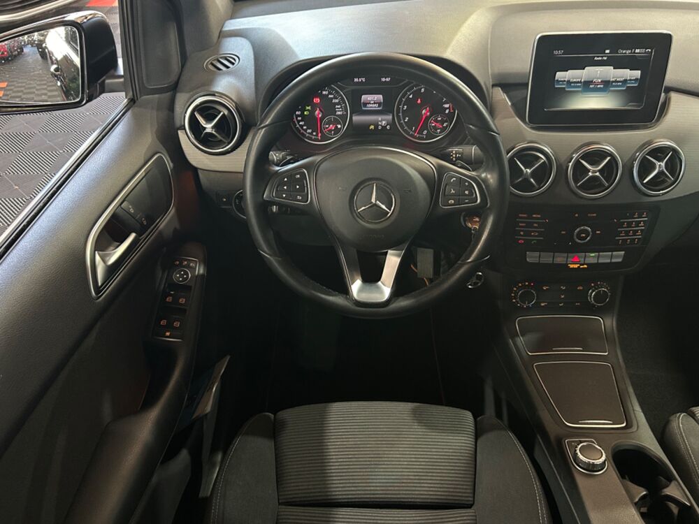 Classe B 1.6 180 122 CH INSPIRATION 7G-DCT / 1ERE MAIN / CAM&Eacute;RA DE RE 2016 occasion 29000 Quimper