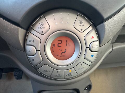 Micra 1.2 80ch CLIM / AIDE AU STATIONNEMENT / MOTEUR A CHAINE 2011 occasion 38420 Le Versoud