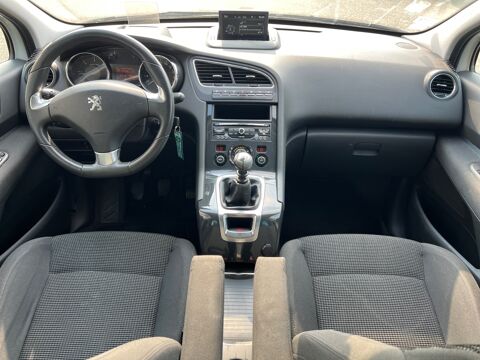 5008 GENERATION-I 1.6 HDI 115 CH ALLURE / 7 PLACES 2014 occasion 47000 Agen