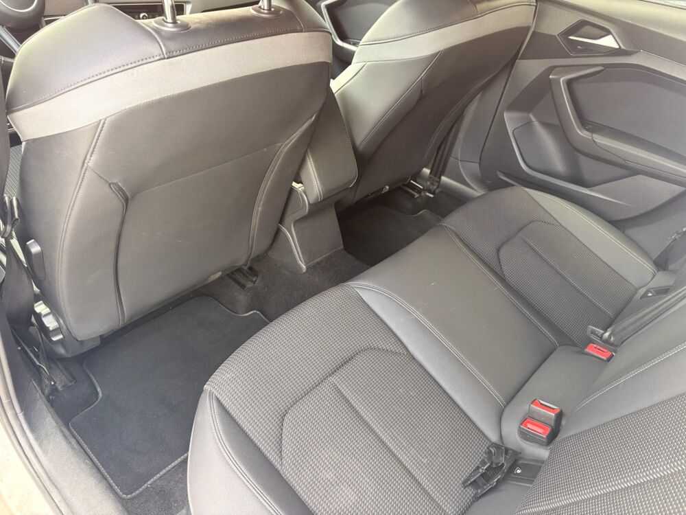 A1 SPORTBACK 1.0 25 TFSI 95 ch S-LINE S-TRONIC 7 2022 occasion 64320 Idron