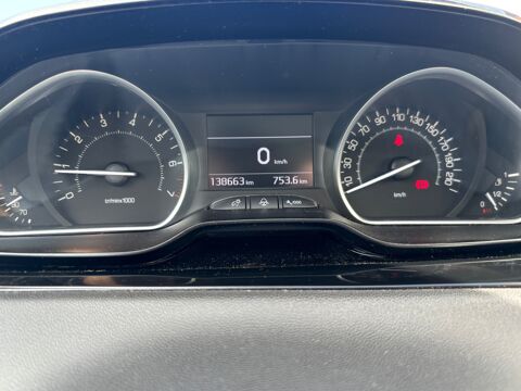 208 1.2 VTI 80 CH ALLURE / COURROIE OK / RADAR DE RECUL / CLIMAT 2014 occasion 40000 Mont-de-Marsan
