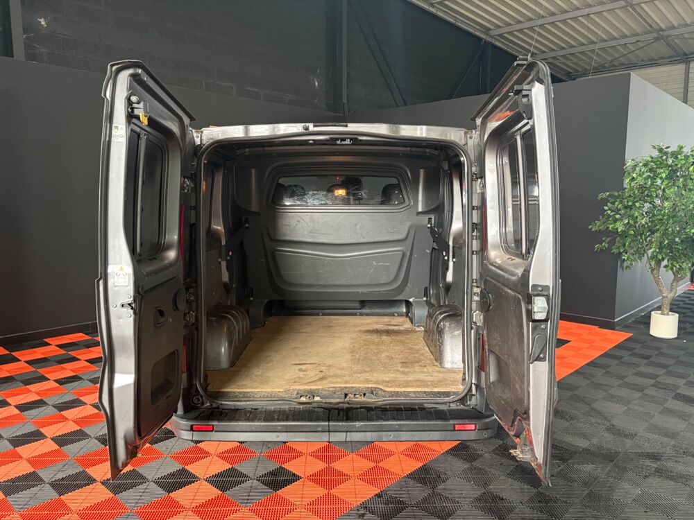 Divers CABINE APPROFONDIE 1.6 145 CH / RADARS ARR / 6 PLACES / DOUB 2019 occasion 29000 Quimper