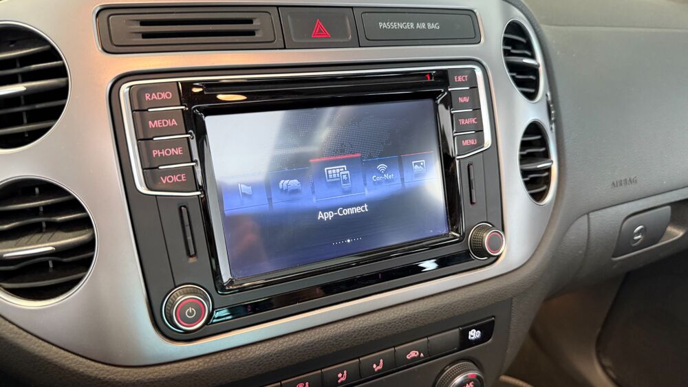 Tiguan 2.0 TDI 150 BLUEMOTION CONFORTLINE + TOIT OUVRANT + CAMERA D 2016 occasion 21850 Saint-Apollinaire