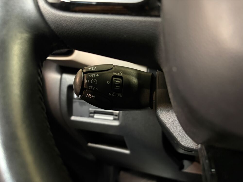 C5 aircross 1.2 130ch SHINE CARPLAY/ CAMERA DE RECUL/ ANGLES MORTS 2019 occasion 78125 Gazeran