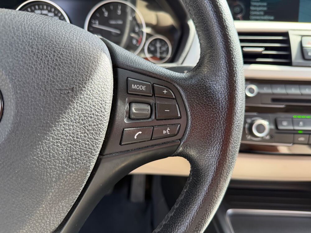 S&eacute;rie 3 TOURING 2.0 318 D 150CH LOUNGE BVA 2016 occasion 26000 Valence