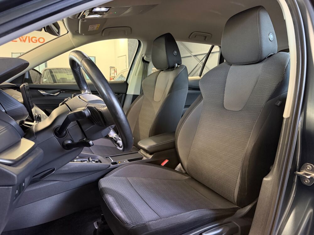 Octavia COMBI 2.0 TDI 150 BUSINESS 4X2 DSG BVA - ENTRETIENS CONSTRUC 2021 occasion 79000 Niort