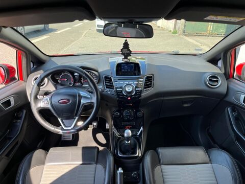 Fiesta 1.6 ECOBOOST 182Ch ST / KEYFREE / SONY / ROUGE RACING / SI&Egrave;G 2014 occasion 74600 Seynod