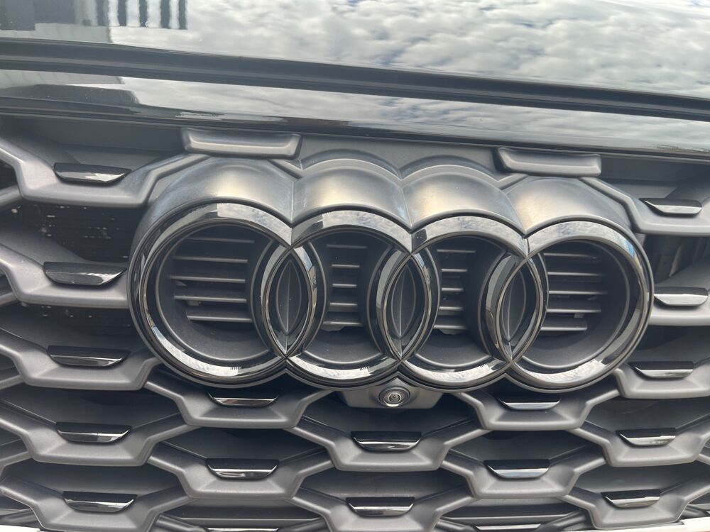 Q3 SPORTBACK 2.0L 35 TDI 150ch EDITION ONE / BLACK MYSTIC / TOI 2019 occasion 38420 Le Versoud