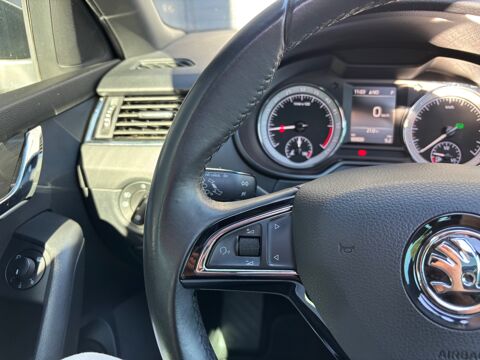 Octavia COMBI 2.0 TDI 150 Ch EDITION - Toit ouvrant - Attelage - Cam 2020 occasion 44220 Cou&euml;ron