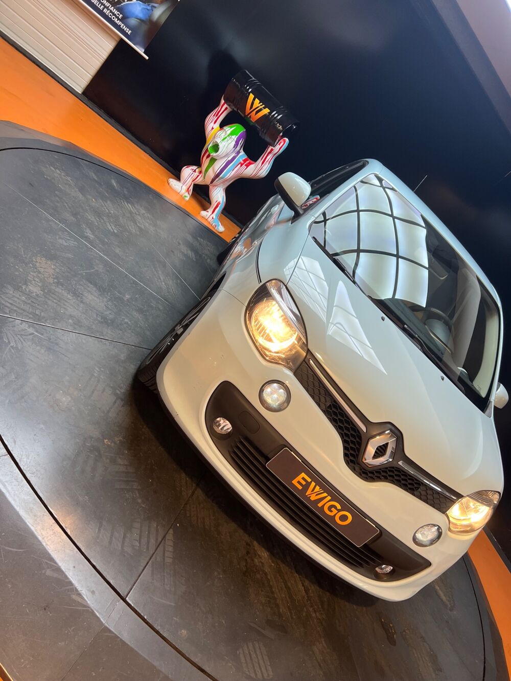 Twingo 1.0 SCE 70 INTENS // FAIBLE KILOMETRAGE // CLIMATISATION // 2015 occasion 33320 Eysines