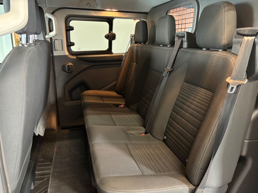 Transit Custom FOURGON 300 2.0 TDCI 170ch L1H1 COURT 6 PL LIMITED BVA S&S / 2021 occasion 76190 &Eacute;calles-Alix