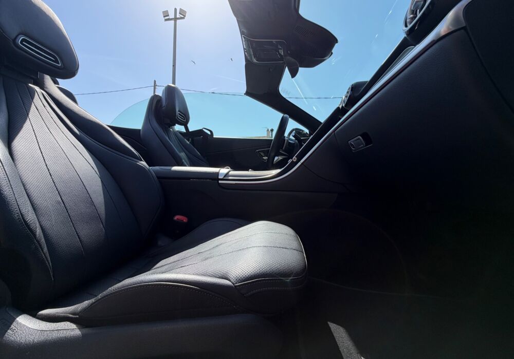 CLE 300 CABRIOLET 258CH AMG LINE 4 MATIC 9G TRONIC - 2025 occasion 13700 Marignane