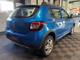 Sandero 1.5 DCI 90 Ch -STEPWAY - DISTRIBUTION OK 2015 occasion 79000 Niort