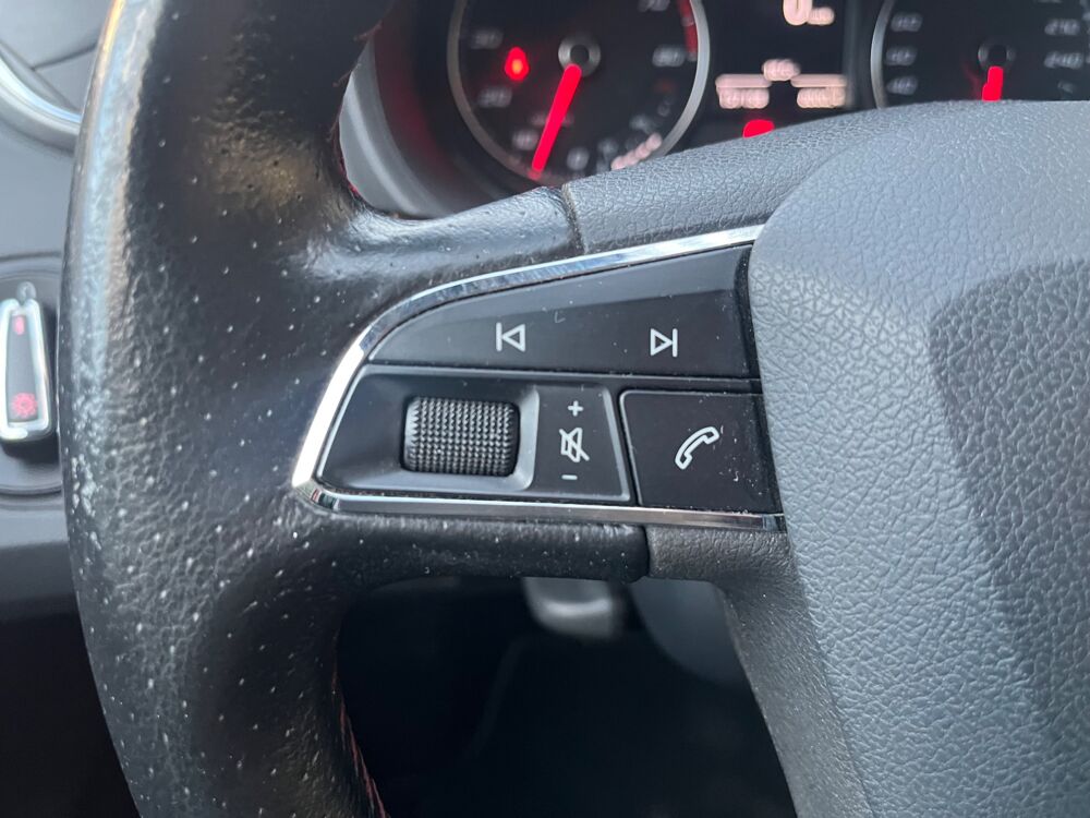 Ibiza 1.2L TSI 110ch PACK FR+ + RADAR DE RECUL AV/AR + JANTES SPOR 2015 occasion 38420 Le Versoud