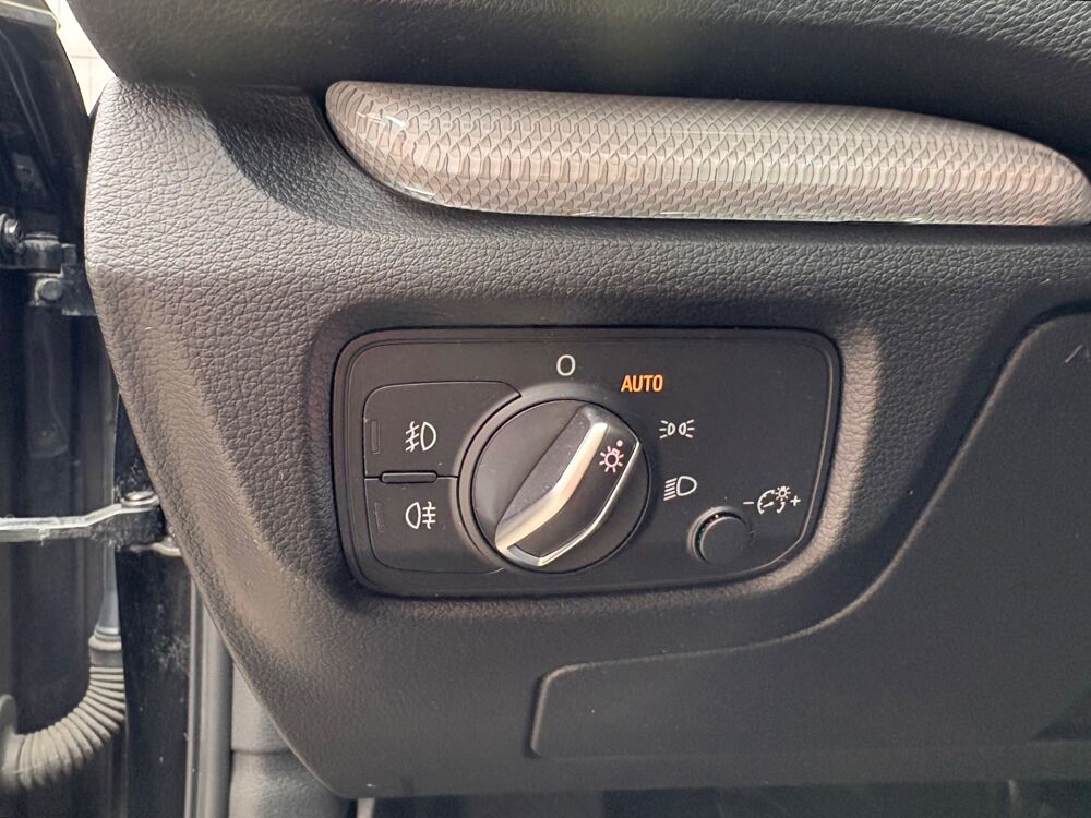A3 1.6 TDI 110ch AMBIENTE / RADAR AV AR - BLUETOOTH - CLIMATISA 2015 occasion 76150 Saint-Jean-du-Cardonnay