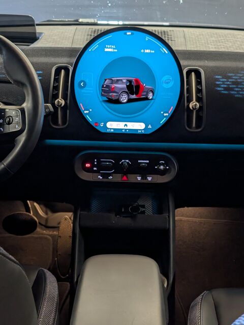 Countryman C 170 CH – HYBRID 48V – CLASSIC – PACK M – 1&Egrave;RE MAIN – TOIT 2024 occasion 69400 Arnas