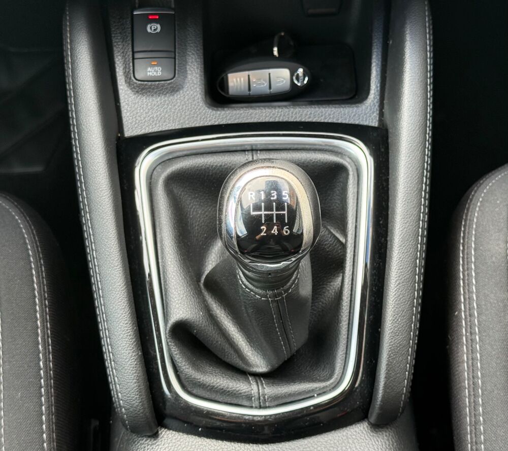 Qashqai GENERATION-II 1.3 DIGT 140 N-CONNECTA 2WD 2018 occasion 33210 Maz&egrave;res
