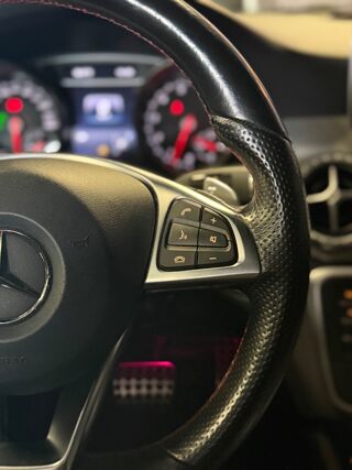 Classe CLA COUPE 1.6 180 120 AMG LINE 7G-DCT BVA // CAR PLAY // ENTRETI 2017 occasion 44300 Nantes