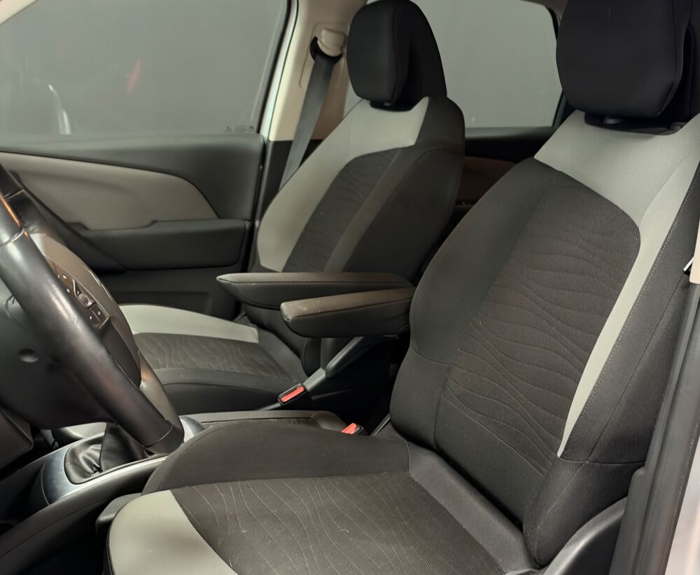 C4 Picasso E-HDI 115ch CONFORT // DISTRIBUTION OK // ATTELAGE 2015 occasion 34430 Saint-Jean-de-V&eacute;das