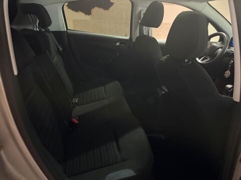 208 GENERATION-I 1.6 E-HDI 115 CH FELINE-TOIT PANO-BLUETOOTH 2013 occasion 60740 Saint-Maximin