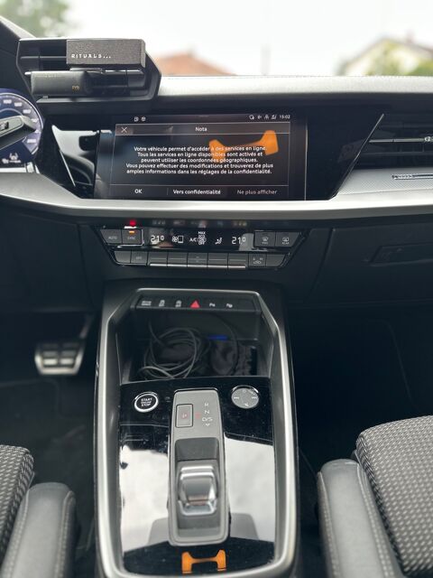 A3 SPORTBACK 30 TFSI 110CH S-LINE EDITION S-TRONIC BVA 2021 occasion 25000 Besan&ccedil;on