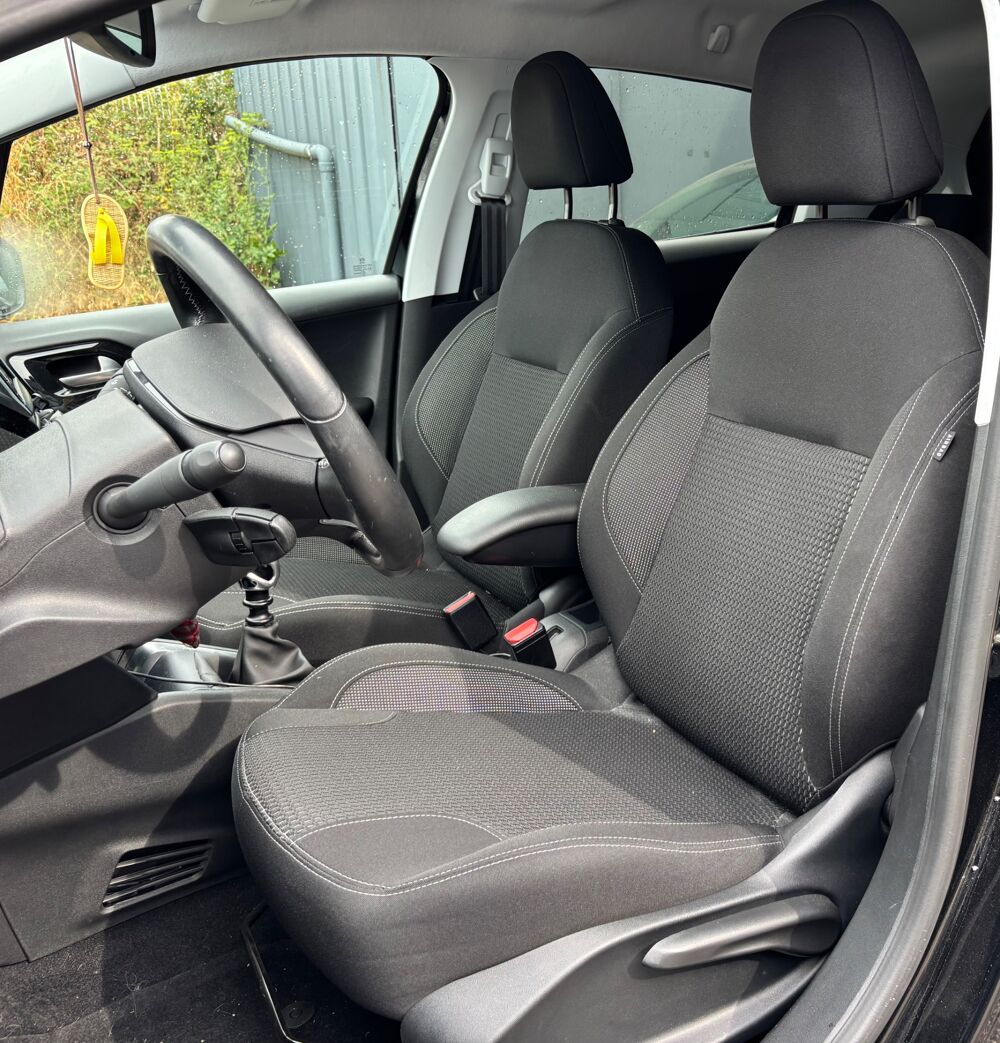 208 1.5 BLUEHDI 100 CH ACTIVE - Carplay - Radar- Entretien Compl 2018 occasion 44220 Cou&euml;ron