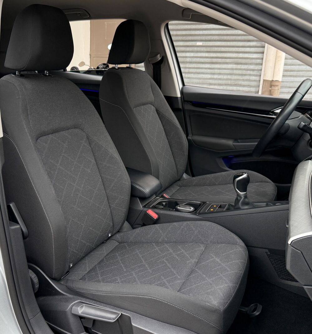 Golf VIII 1.0 ETSI 110 LIFE BUSINESS 1ST + CAMERA + CARPLAY + ACC 2021 occasion 54000 Nancy