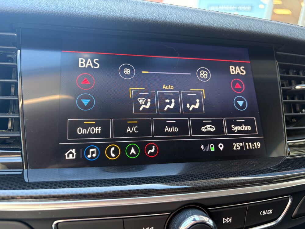 Insignia GRAND SPORT 2.0 D 174 ch ELEGANCE BUSINESS BVA8 2020 occasion 64320 Idron