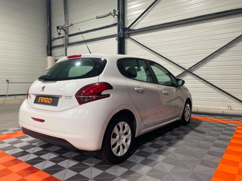 208 PEUGEOT - PHASE I 1.2 70CV LIKE / DISTRIBUTION NEUVE / I 2016 occasion 17430 Tonnay-Charente