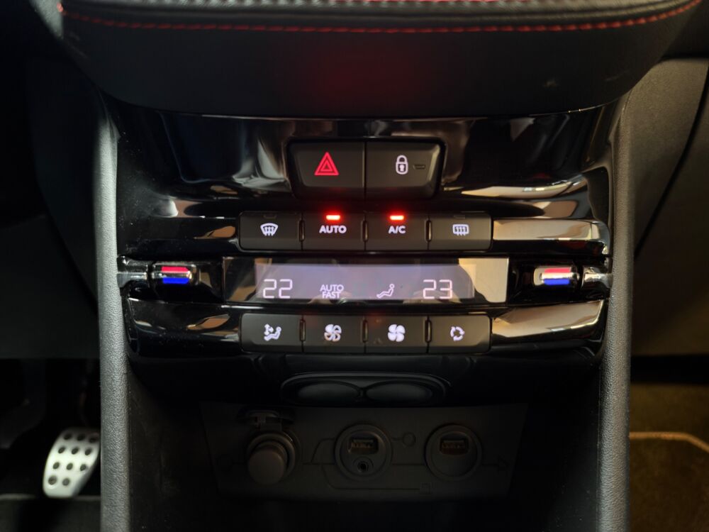 208 GTI - 1.6 THP 200 Ch / 3 PORTES 2013 occasion 33320 Eysines