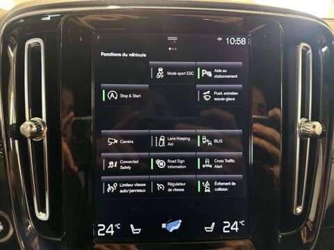 XC40 2.0 D3 150 Ch R DESIGN - 2WD GEARTRONIC8- ATTELAGE ELEC - HA 2021 occasion 79000 Niort