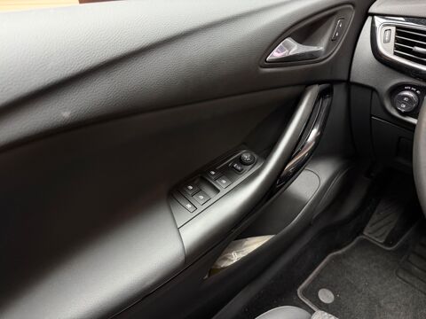 Astra GENERATION-V 1.0 ECOTEC T 105CH - INNOVATION - CARPLAY - CAM 2019 occasion 33320 Eysines