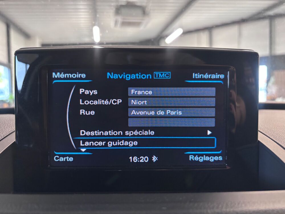Q3 1.4 COD TFSI 150 Ch AMBIENTE S-TRONIC BVA 2016 occasion 79000 Niort