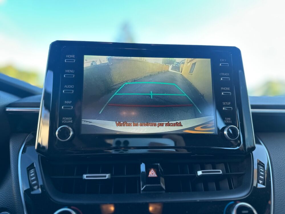 Corolla TOURING-SPORTS 1.8 122H 100 CH HYBRID Dynamic 2020 occasion 25000 Besan&ccedil;on