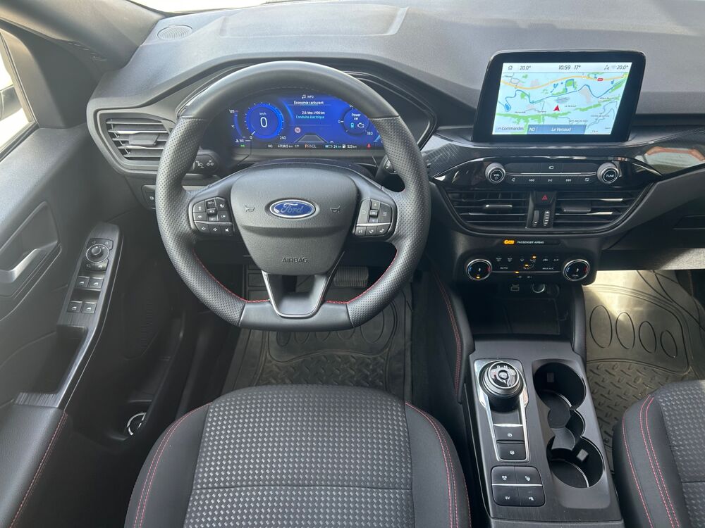 Kuga 2.5 DURATEC 225 ch ST LINE / CAMERA AV/AR / APPLE CARPLAY 2023 occasion 38420 Le Versoud