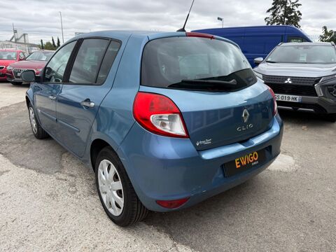 Clio 1.5 DCI 70CH AUTHENTIQUE - CLIMATISATION - CARPLAY 2010 occasion 27000 &Eacute;vreux