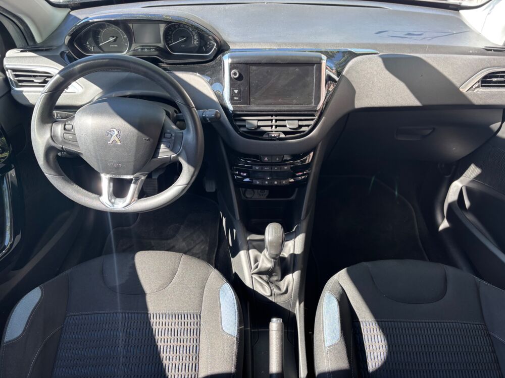 208 1.2 VTI 80 CH ALLURE / COURROIE OK / RADAR DE RECUL / CLIMAT 2014 occasion 40000 Mont-de-Marsan
