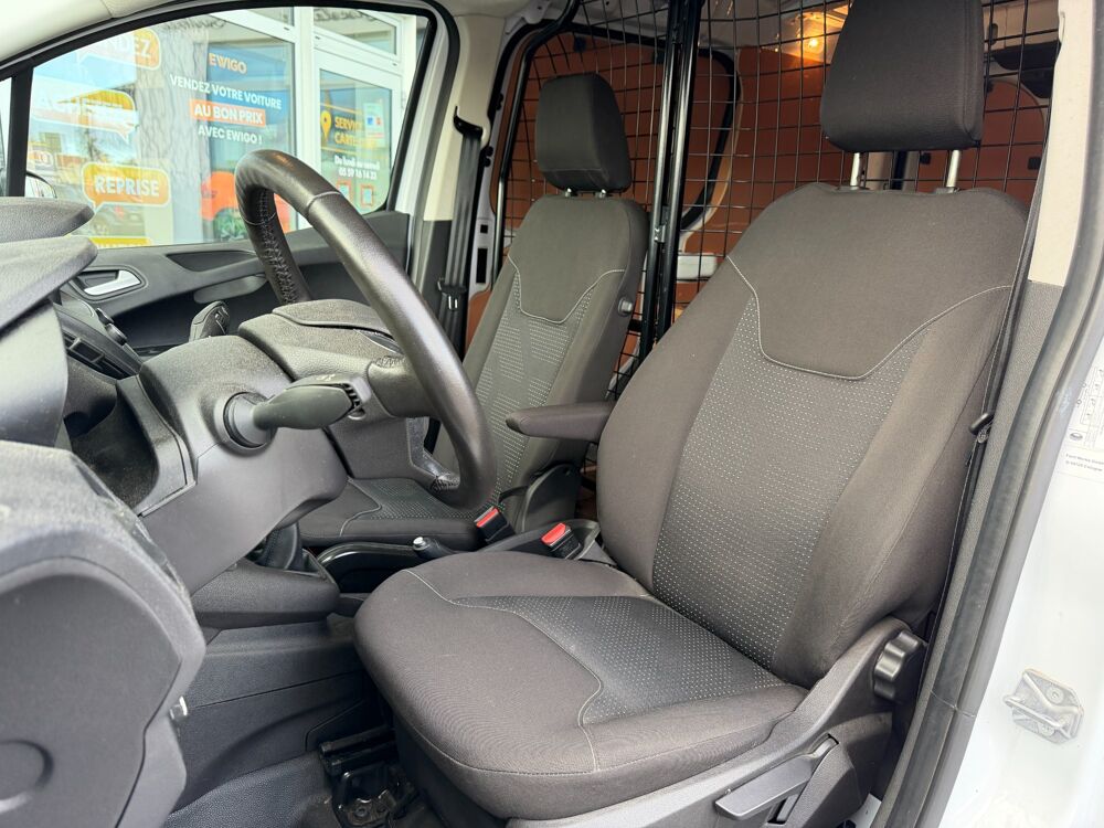 Transit FOURGON 1.5 TDCI 75 ch TREND BUSINESS - TVA RECUPERABLE 2022 occasion 64320 Idron