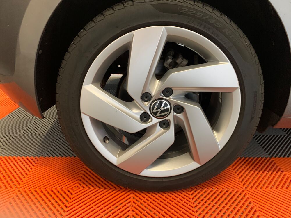 Golf 1.6 TDI 90 BLUEMOTION CONFORT LINE 2016 occasion 76190 &Eacute;calles-Alix