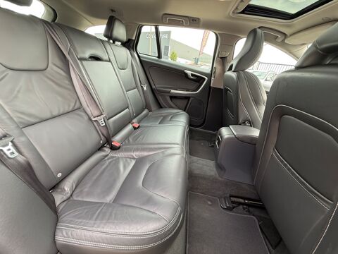V60 2.0 D4 180Ch XENIUM GEARTRONIC BVA START-STOP - CAM&Eacute;RA DE RE 2014 occasion 27000 &Eacute;vreux