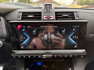 DS3 1.6 300 CH PHEV HYBRID 13.2KWH RIVOLi 4X4 BVA 2022 occasion 25000 Besan&ccedil;on