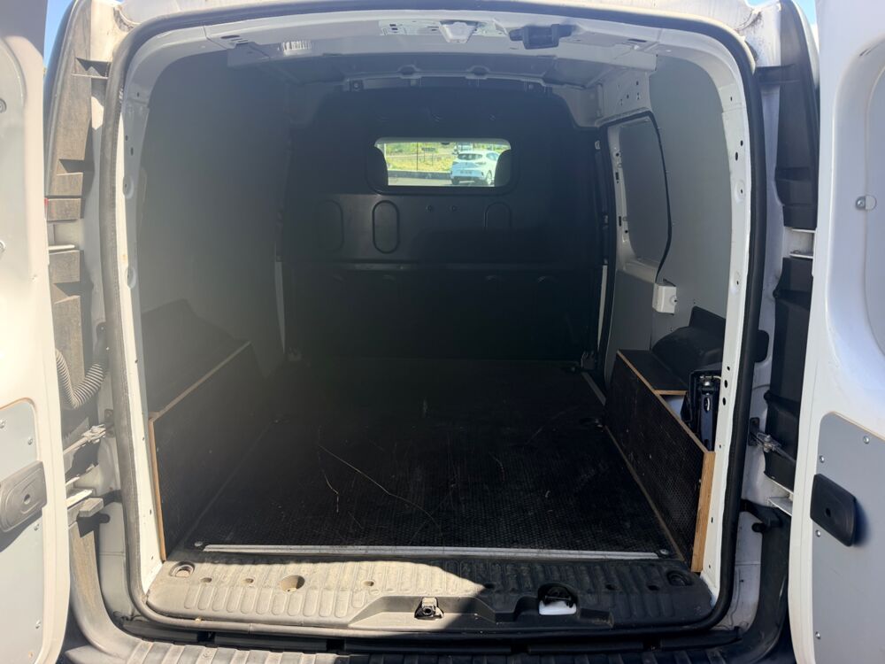 Kangoo Express FOURGON 2 PLACES 1.5 BLUEDCI 80 CONFORT + RADAR AR 2021 occasion 97410 Saint-Pierre