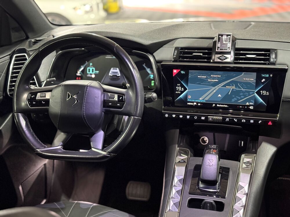 DS3 1.6 300 CH PHEV HYBRID RIVOLI 4X4 / CAMERA / CARPLAY / ATTEL 2020 occasion 29000 Quimper