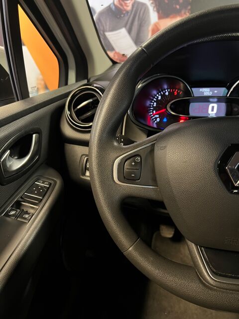 Clio 1.5 DCI 75 // REGULATEUR // CLIMATISATION 2019 occasion 44300 Nantes
