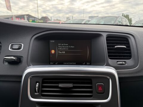 V60 2.0 D4 180Ch XENIUM GEARTRONIC BVA START-STOP - CAM&Eacute;RA DE RE 2014 occasion 27000 &Eacute;vreux