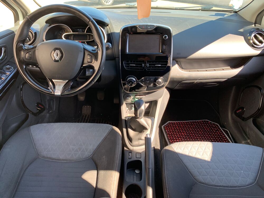 Clio 0.9 TCE 90 ENERGY BUSINESS 2014 occasion 69420 Ampuis