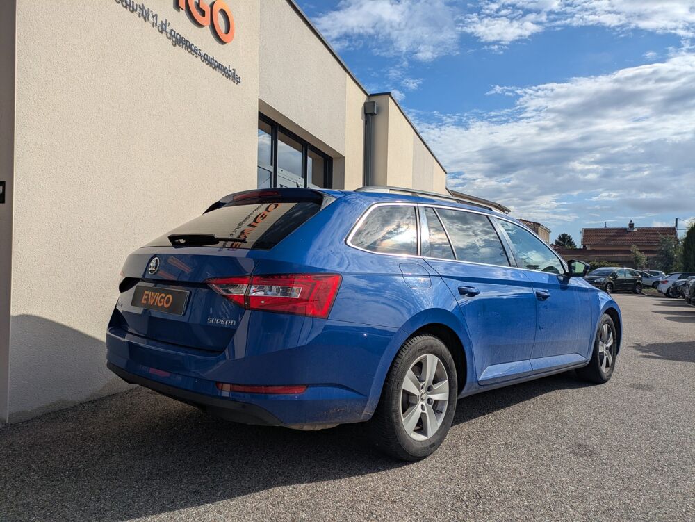 Superb COMBI 1.5 TSI 150ch ACT BUSINESS / Entretiens complet Skoda 2018 occasion 69420 Ampuis